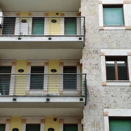 La Casa Smart Zona Stadio Терні Екстер'єр фото