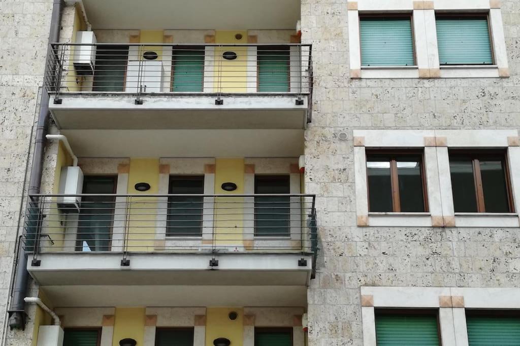 La Casa Smart Zona Stadio Терні Екстер'єр фото