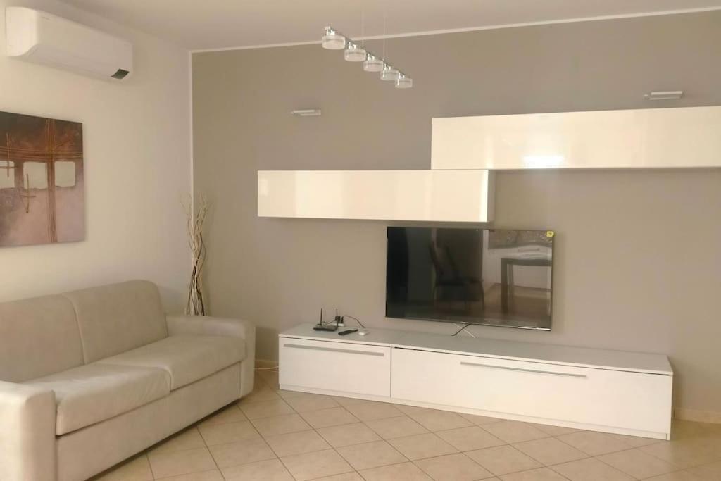 La Casa Smart Zona Stadio Терні Екстер'єр фото